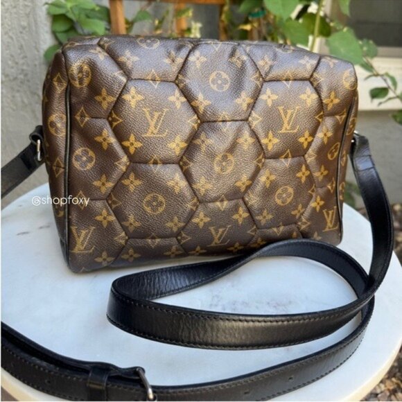Louis Vuitton Macassar Hexagon Neo Trocadero Crossbody Bag - Picture 1 of 15